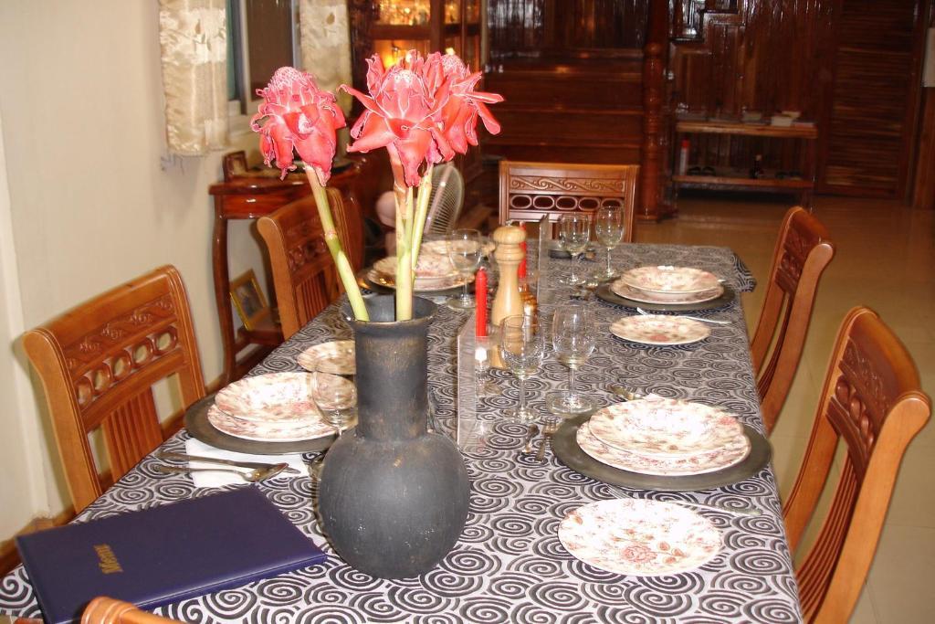 Home Stay Stc Bed And Breakfast Udonthani Kültér fotó