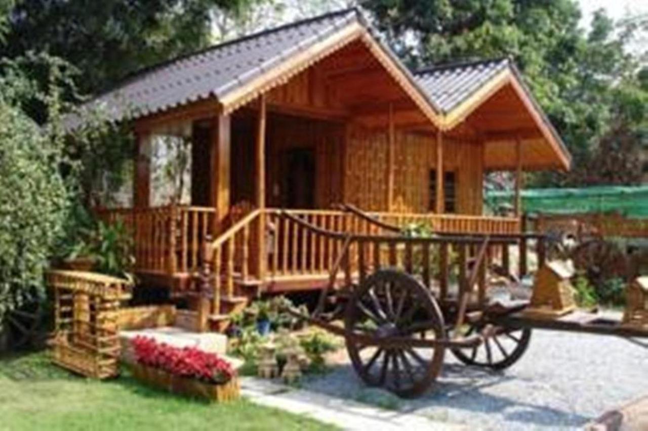Home Stay Stc Bed And Breakfast Udonthani Kültér fotó